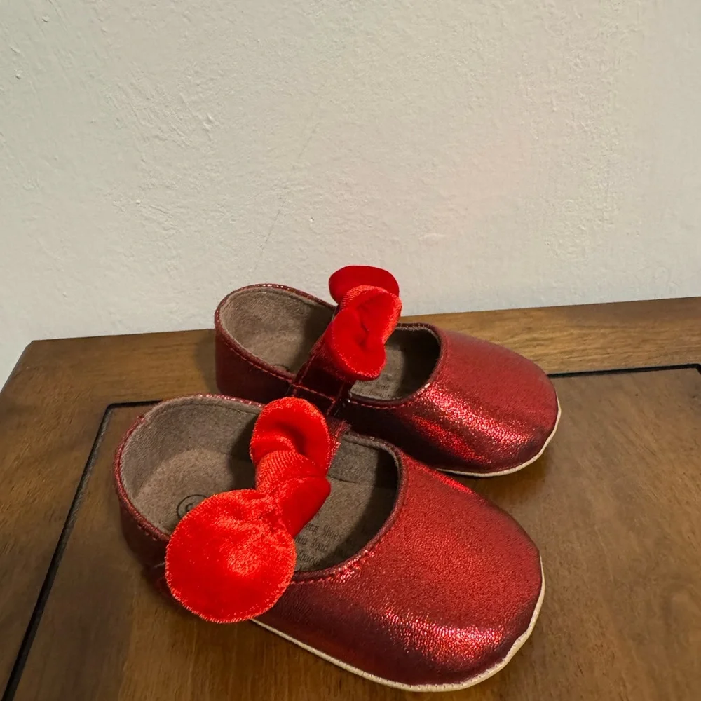 Red Kids Shoes with Bow/size 3 baby